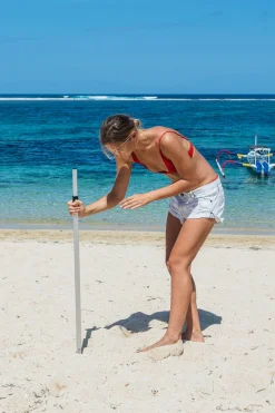 Macpac Beach Shades><noscript><img width=