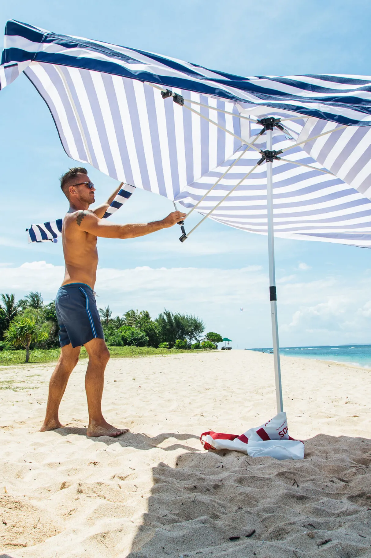Macpac Beach Shades>Coolcabanas Beach Shelter