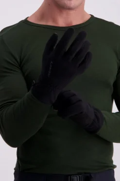 Macpac Gloves & Mittens><noscript><img width=