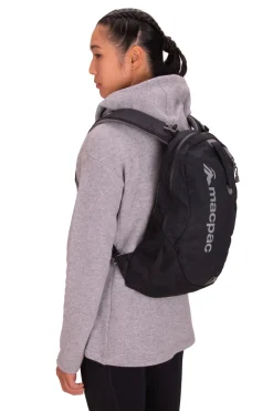 Macpac Backpacks><noscript><img width=