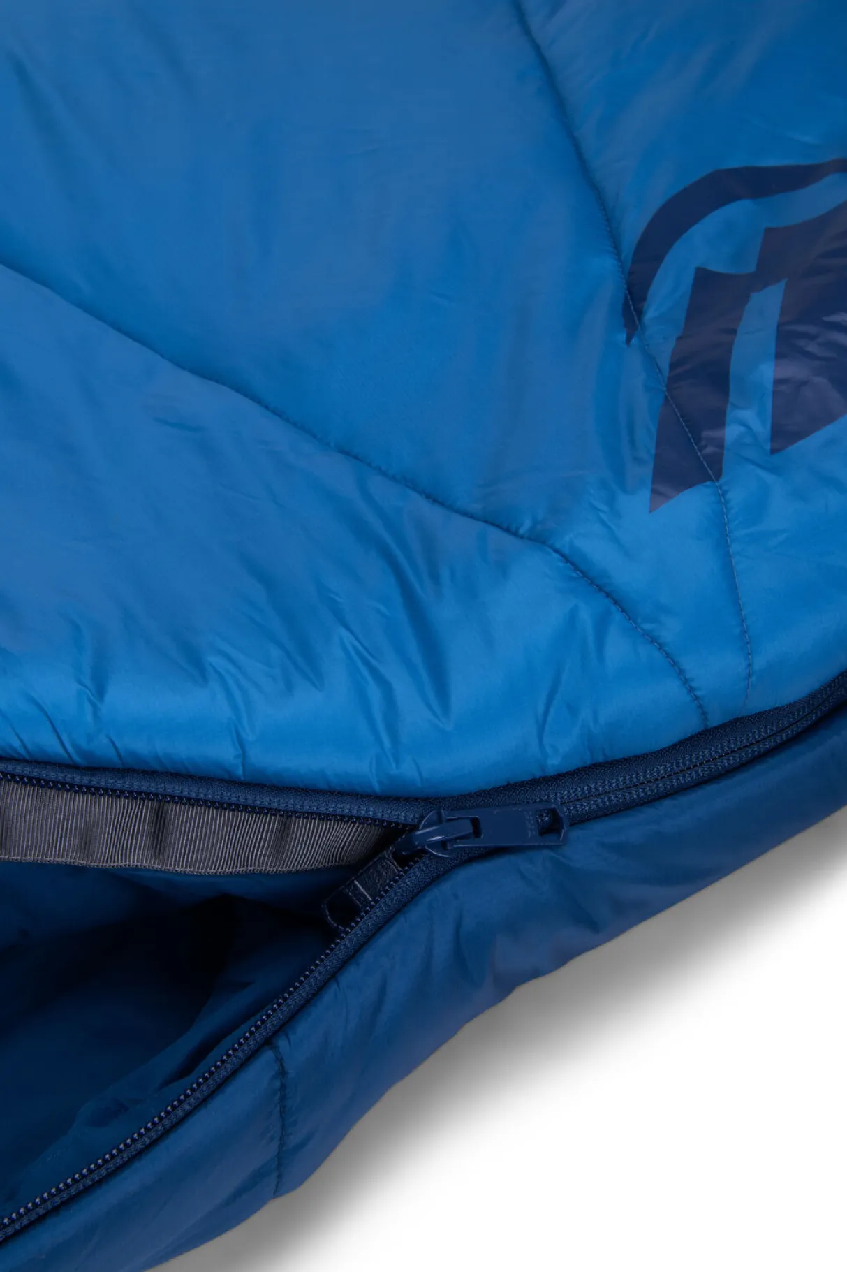 Macpac Sleeping Bags> Large Aspire 360 Synthetic Sleeping Bag (-10°C)