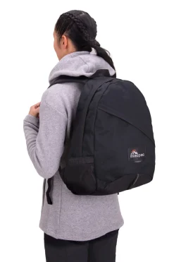 Macpac School><noscript><img width=