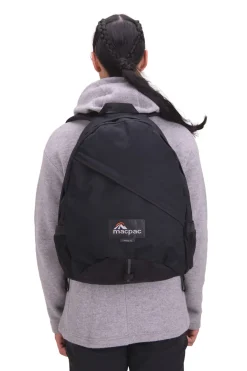 Macpac School><noscript><img width=