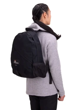 Macpac School><noscript><img width=