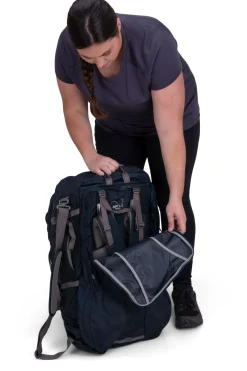 Macpac Backpacks><noscript><img width=