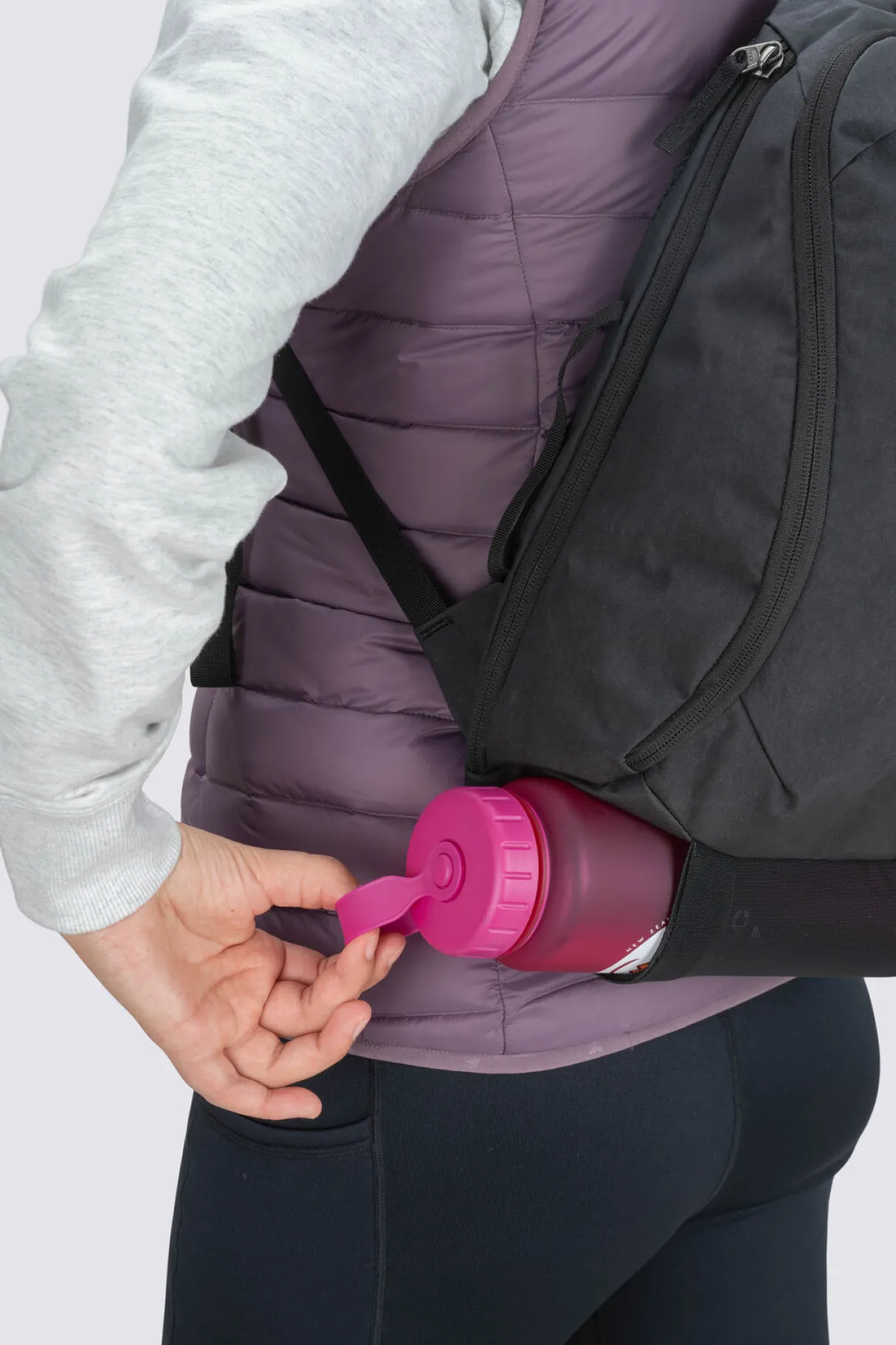 Macpac Bumbags & Sling Bags> Quest 12L Sling Bag