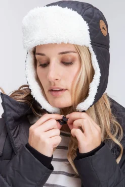 Macpac Travel> Quilted Insulated Hat