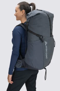 Macpac Hiking><noscript><img width=