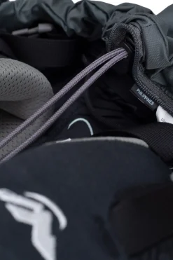 Macpac Travel Accessories><noscript><img width=