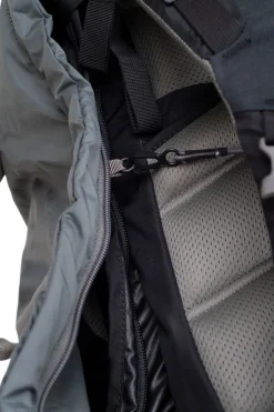 Macpac Travel Accessories><noscript><img width=