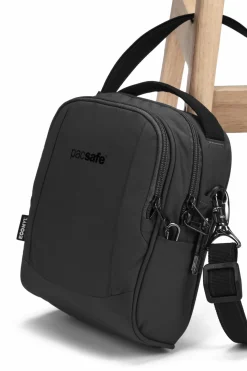 Macpac Daypacks><noscript><img width=