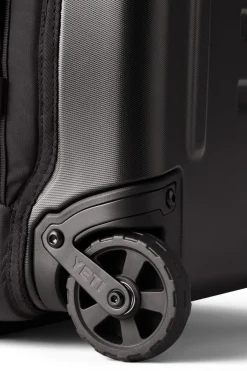 Macpac Luggage><noscript><img width=
